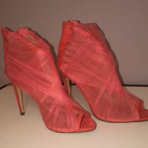 Coral open toe shoes